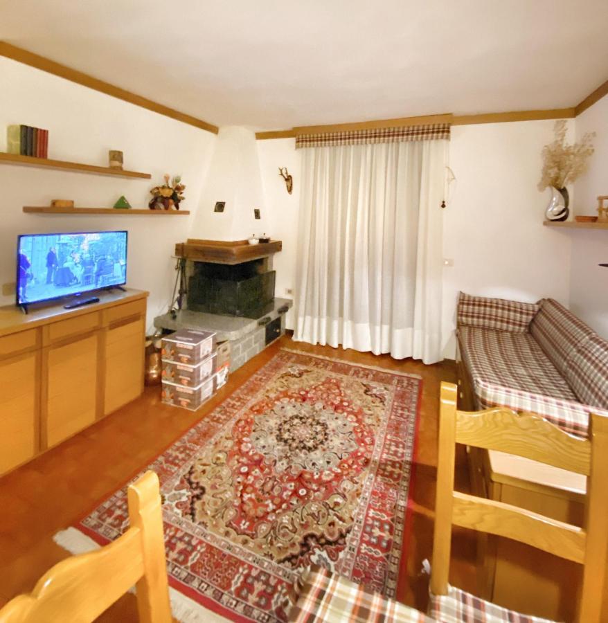 Ferienwohnung Trilocale Accogliente Con Camino A Pochi Minuti Da Madonna Di Campiglio Spiazzo  Exterior foto
