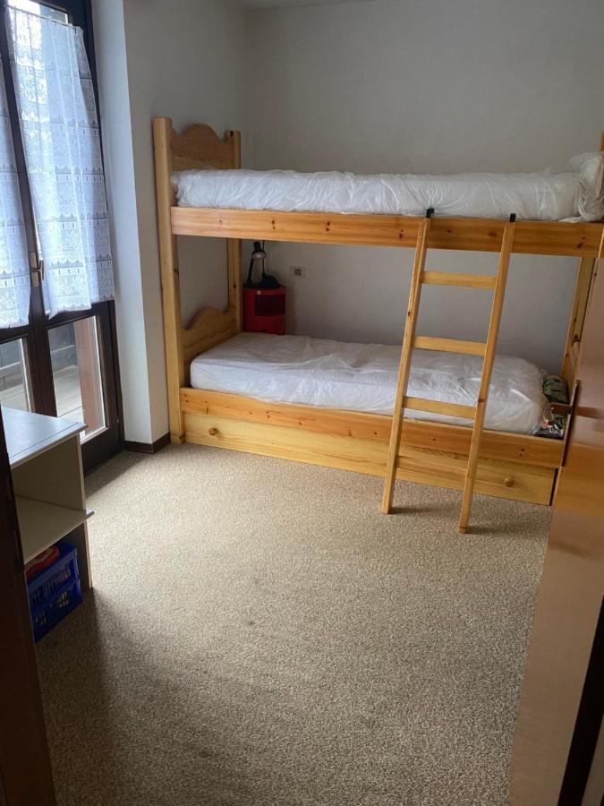 Ferienwohnung Trilocale Accogliente Con Camino A Pochi Minuti Da Madonna Di Campiglio Spiazzo  Exterior foto